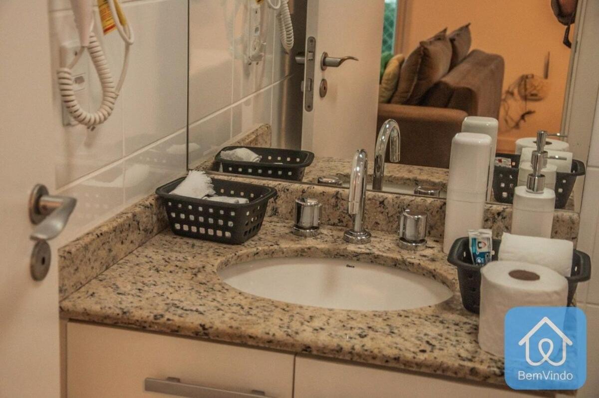 Apartamento Completo Ao Lado Do Salvador Shopping Exterior foto